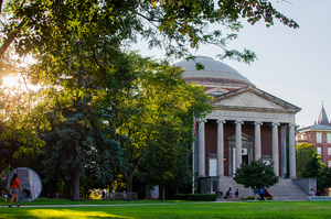 The Fall Involvement Fair will fill Shaw Quadrangle  with excitement this week. Beyond the Quad, pick up a new hobby in the Barnes Center at the New Climbers Community Climb Night.